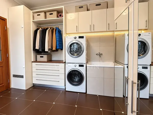 Prodej rodinného domu, Praha - Hostavice, Staňkovská, 167 m2
