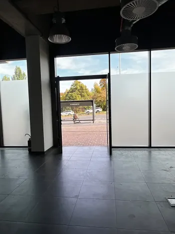 Pronájem obchodního prostoru, Praha - Stodůlky, Jeremiášova, 100 m2