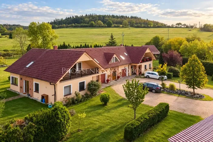 Prodej vícegeneračního domu, Předenice, 482 m2