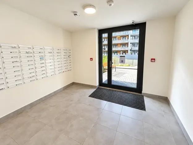 Pronájem bytu 2+kk, Praha - Vysočany, Gerstelova, 62 m2