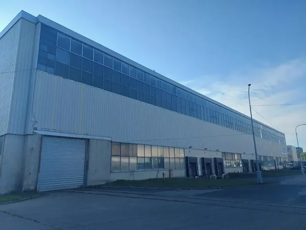 Pronájem skladu, Praha - Hostivař, U továren, 10570 m2