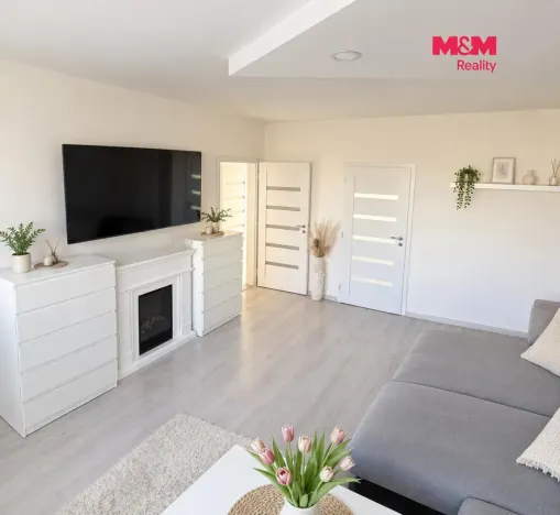 Prodej bytu 3+1, Orlová - Lutyně, F. S. Tůmy, 72 m2