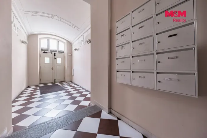 Prodej bytu 1+kk, Praha - Nusle, náměstí Bratří Synků, 23 m2