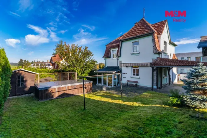 Prodej rodinného domu, Šluknov, Sokolská, 250 m2