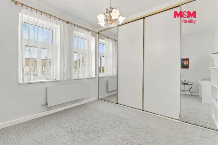 Prodej rodinného domu, Šluknov, Sokolská, 250 m2