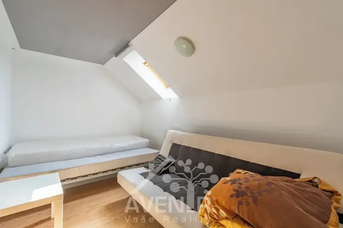 Prodej vícegeneračního domu, Sadská, Kostelní, 190 m2