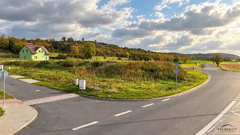 Prodej pozemku pro bydlení, Podhořany u Ronova, 853 m2