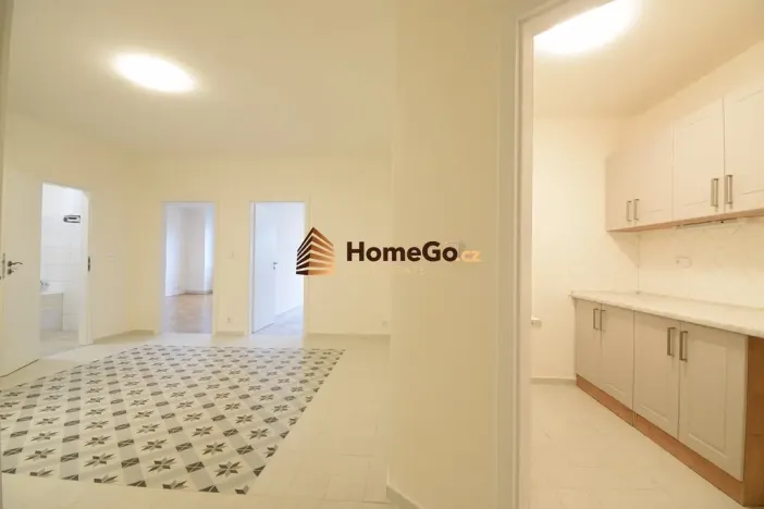 Pronájem bytu 3+kk, Praha - Nusle, U gymnázia, 93 m2