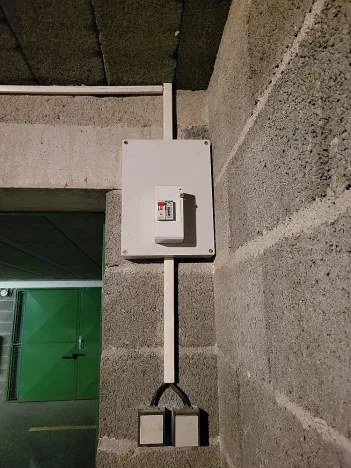 Pronájem garáže, Brno, Petra Křivky, 16 m2