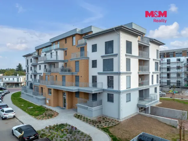 Pronájem bytu 2+kk, Pardubice - Ohrazenice, U Sportovní školy, 54 m2
