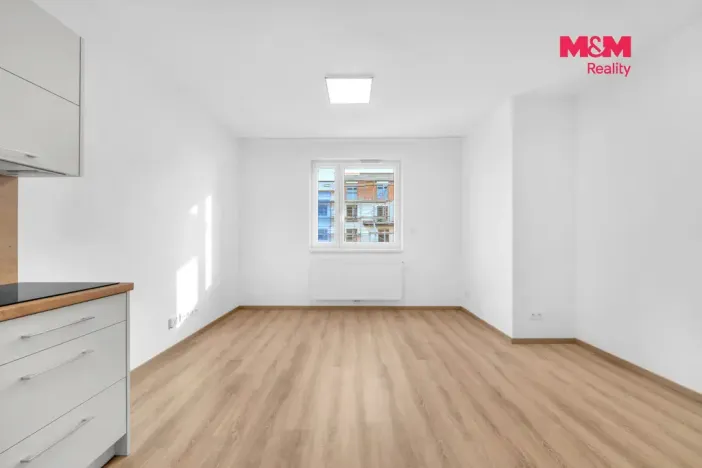 Pronájem bytu 2+kk, Pardubice - Ohrazenice, U Sportovní školy, 54 m2