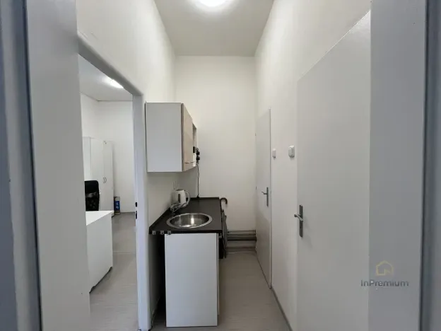 Pronájem obchodního prostoru, Plzeň, 38 m2