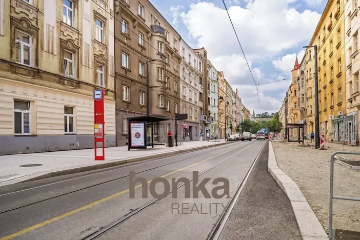 Prodej kanceláře, Praha - Nusle, Spytihněvova, 37 m2