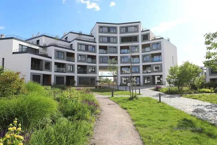 Pronájem skladu, Praha - Hlubočepy, Dostalové, 11 m2