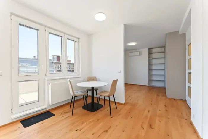Pronájem bytu 1+kk, Praha - Břevnov, Pod Drinopolem, 41 m2