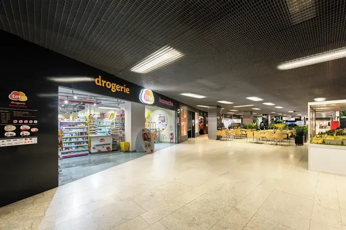 Pronájem obchodního prostoru, Praha - Michle, Želetavská, 84 m2