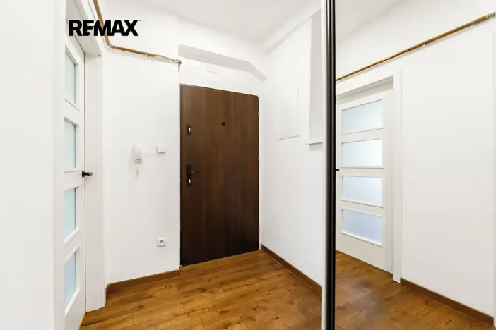 Pronájem bytu 2+kk, Praha - Žižkov, Hartigova, 45 m2