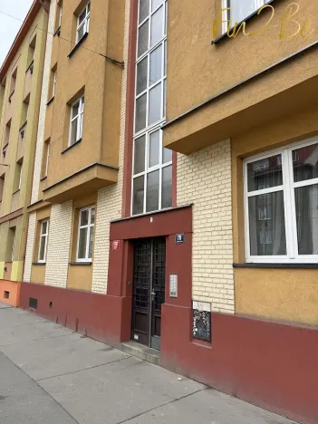Pronájem bytu 2+kk, Praha - Strašnice, Černokostelecká, 48 m2