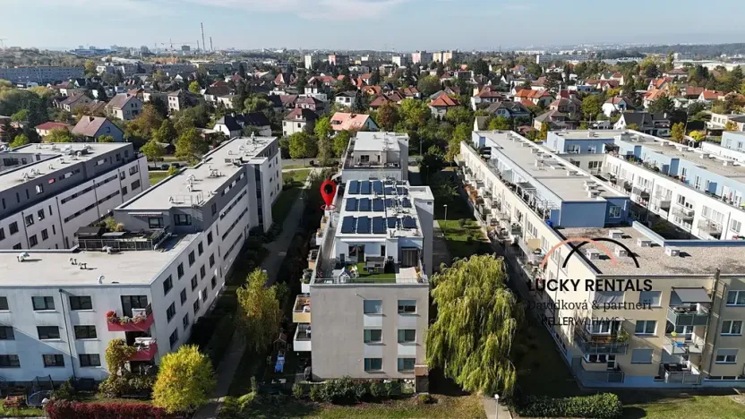 Pronájem bytu 3+kk, Praha - Hostavice, U Hostavického potoka, 68 m2