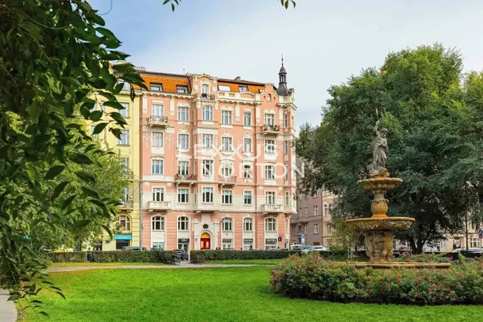 Prodej bytu 4+kk, Praha - Smíchov, Zborovská, 149 m2