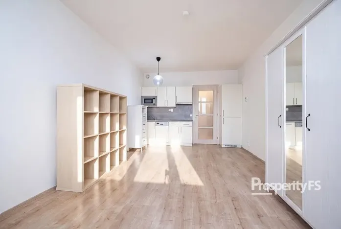 Prodej bytu 1+kk, Praha - Vysočany, Freyova, 33 m2