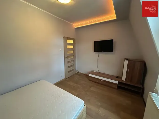 Pronájem bytu 2+1, Mariánské Lázně, Hlavní třída, 45 m2