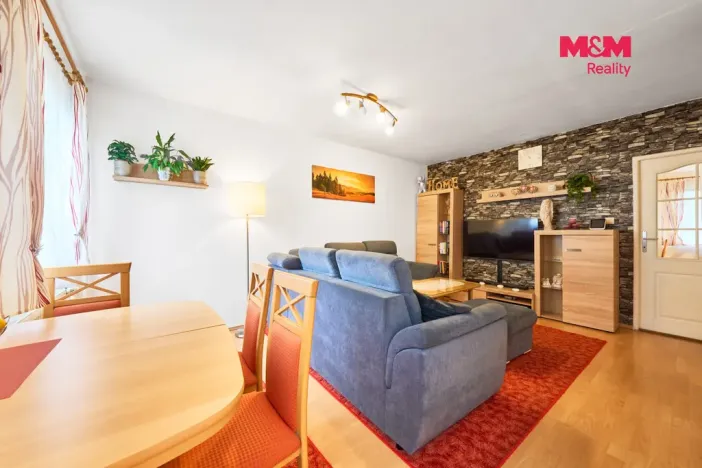 Prodej bytu 3+1, Nové Město nad Metují, Malecí, 57 m2