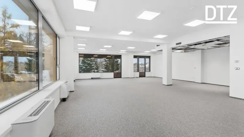 Pronájem kanceláře, Liberec - Liberec II-Nové Město, Chrastavská, 268 m2