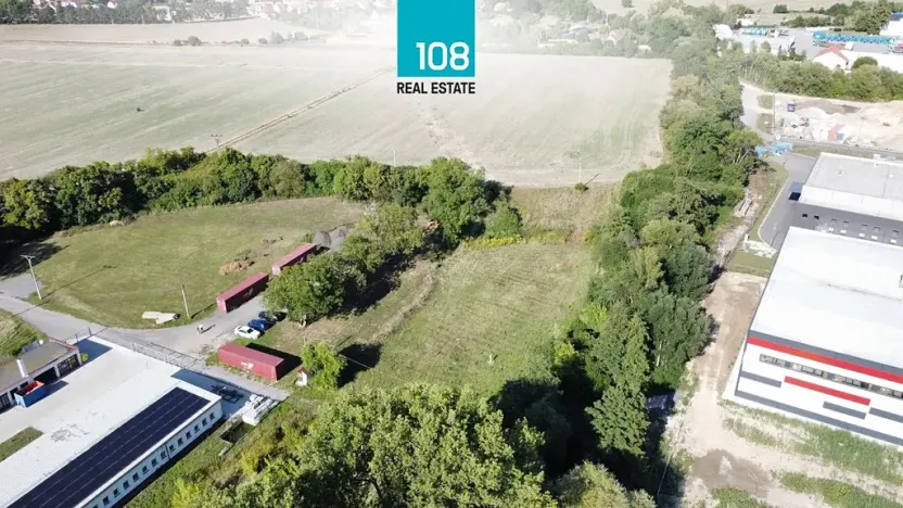 Prodej komerčního pozemku, Mochov, 9670 m2