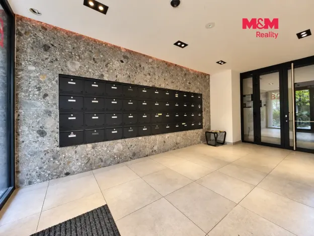 Pronájem bytu 1+kk, Praha - Strašnice, Ramonova, 27 m2