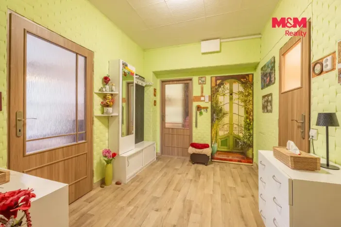 Prodej bytu 3+1, Slaný, Navrátilova, 69 m2