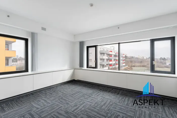 Pronájem kanceláře, Praha - Chodov, Líbalova, 44 m2