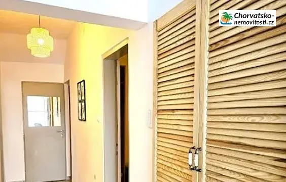 Prodej bytu 3+1, Stara Novalja, Chorvatsko, 86 m2