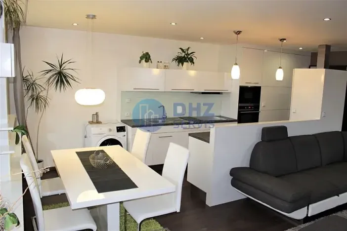 Pronájem bytu 3+kk, Nymburk, Sadová, 74 m2