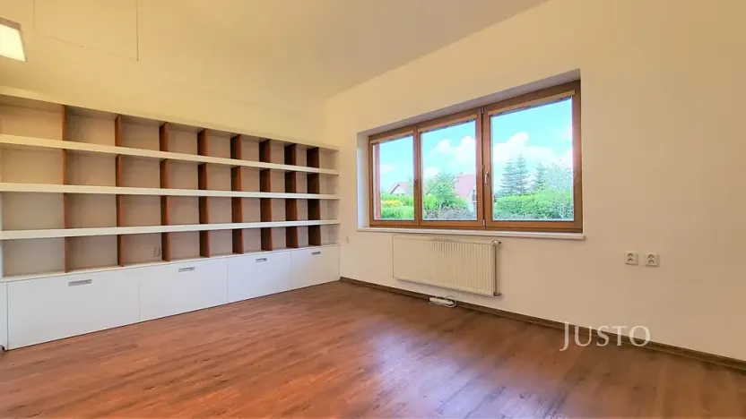 Prodej rodinného domu, Čížová, 346 m2