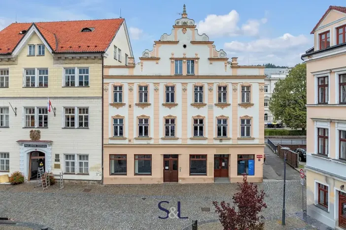 Pronájem obchodního prostoru, Česká Kamenice, Náměstí Míru, 196 m2