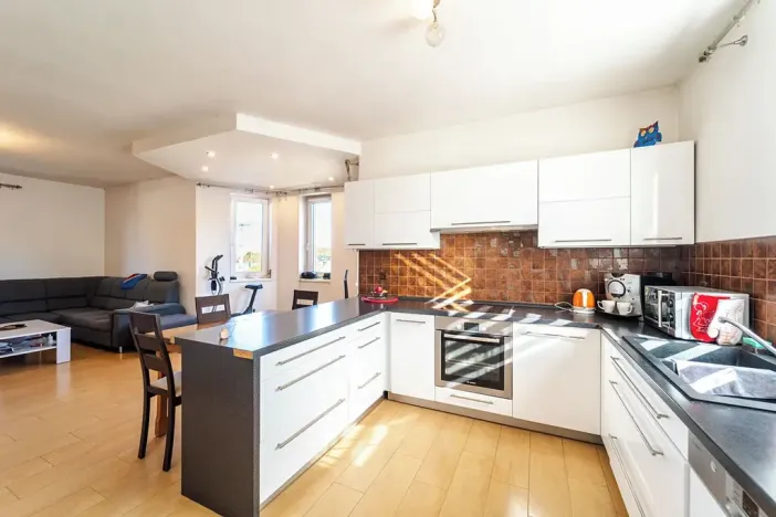 Prodej rodinného domu, Perná, 258 m2