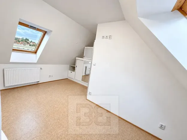 Pronájem bytu 4+kk, Praha, 99 m2