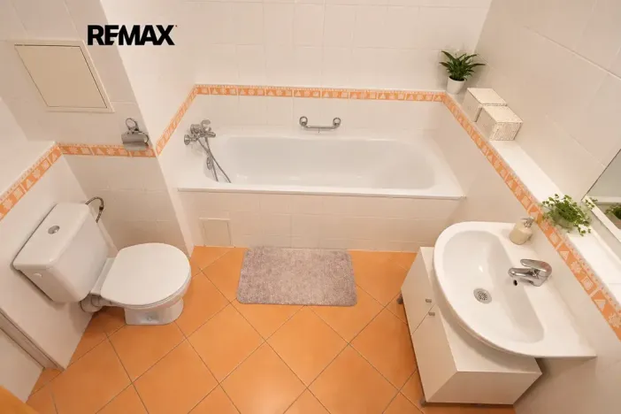 Prodej bytu 1+kk, Praha - Strašnice, Názovská, 35 m2