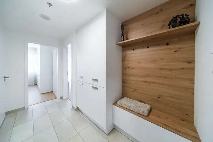 Pronájem bytu 4+kk, Praha - Vysočany, Hindlova, 105 m2
