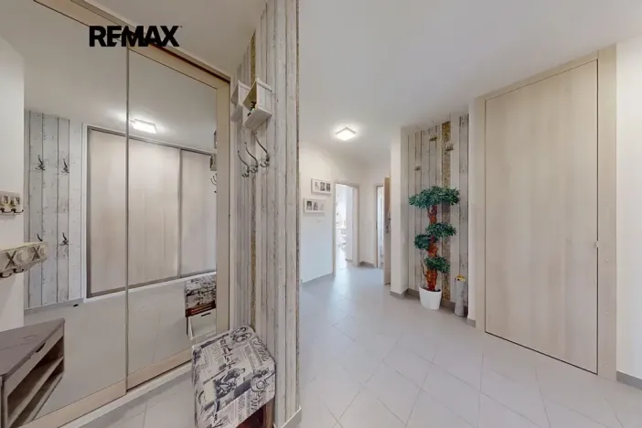 Prodej bytu 4+kk, Praha - Modřany, K Vystrkovu, 114 m2