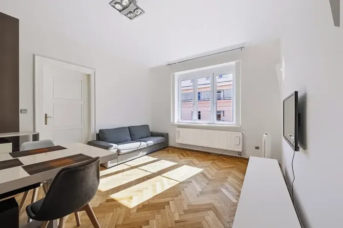 Pronájem bytu 3+kk, Praha - Holešovice, Tusarova, 95 m2