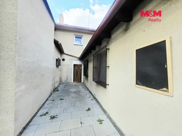Pronájem restaurace, Senohraby, Hlavní, 230 m2