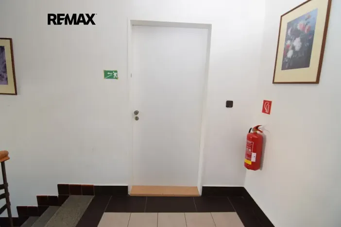 Pronájem kanceláře, Nymburk, Palackého třída, 16 m2