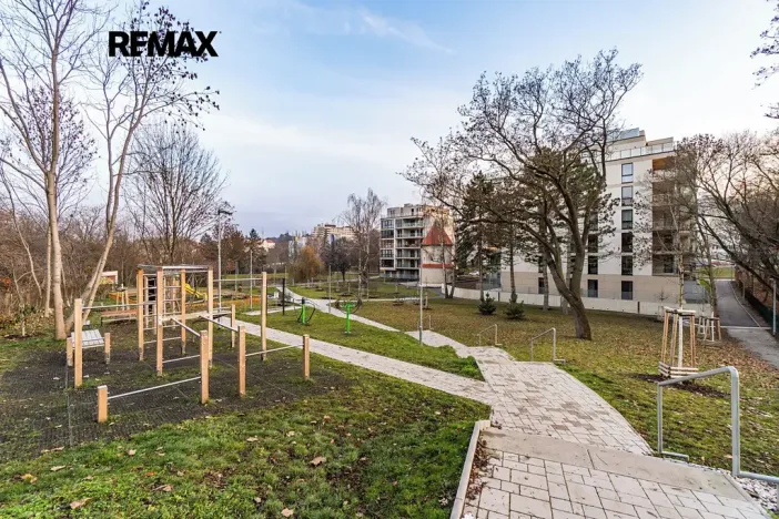 Pronájem bytu 2+kk, Praha - Břevnov, Radimova, 65 m2
