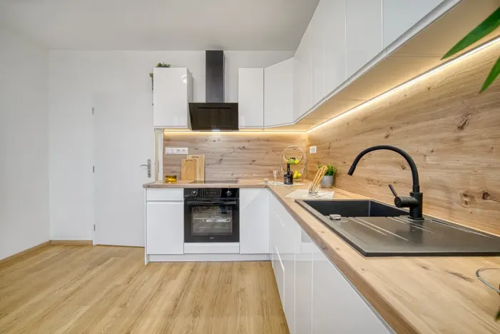 Pronájem bytu 1+1, Ústí nad Labem - Krásné Březno, Rozcestí, 41 m2