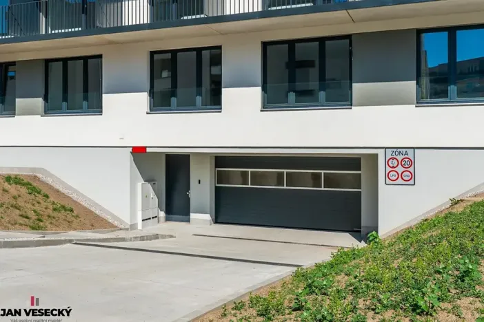 Prodej bytu 1+kk, Plzeň, Železná, 38 m2