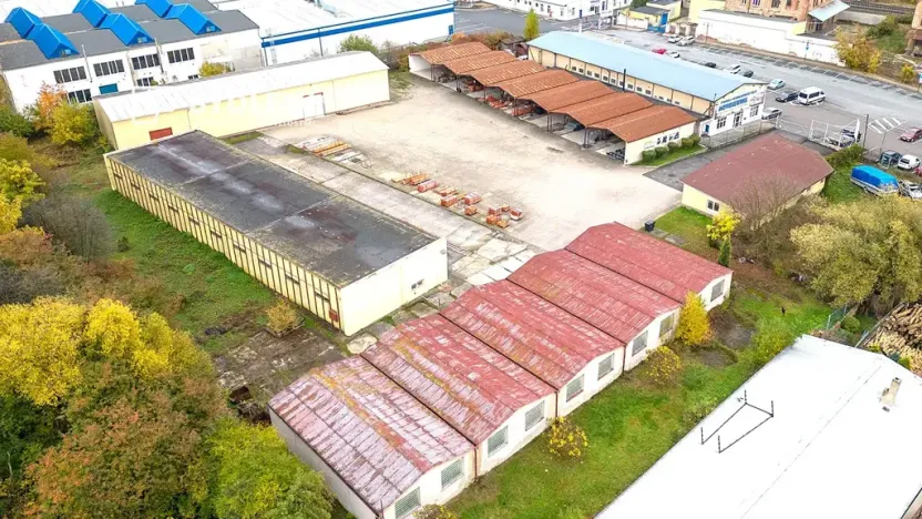 Pronájem obchodního prostoru, Teplice, Zemská, 5600 m2