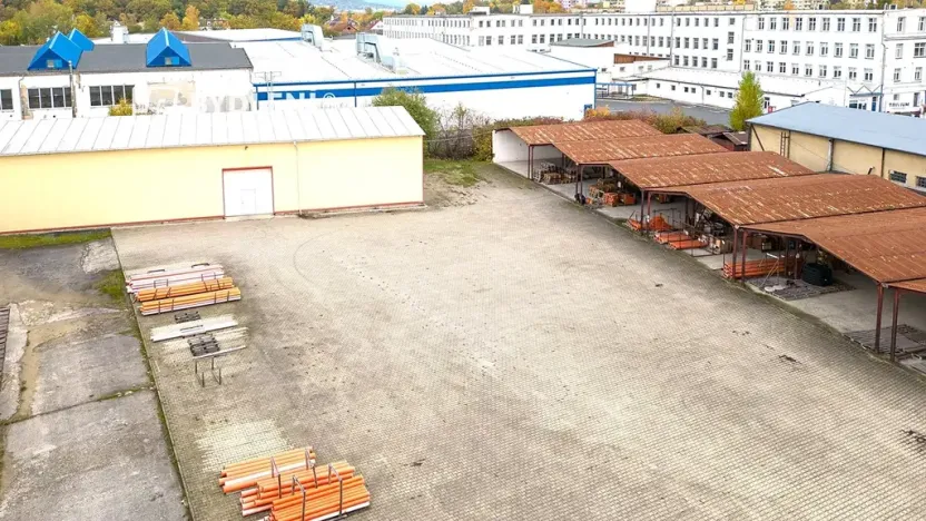 Pronájem obchodního prostoru, Teplice, Zemská, 5600 m2