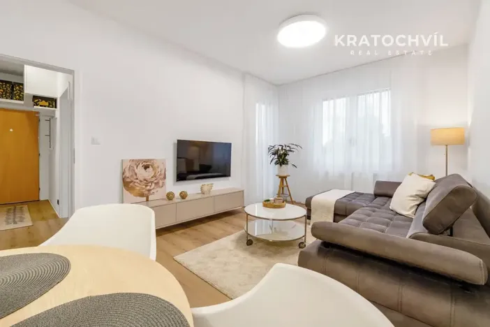 Pronájem bytu 2+kk, Vestec, U Strouhy, 41 m2